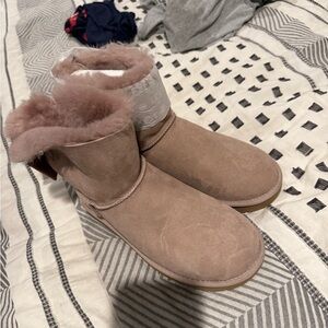 Uggs women’s